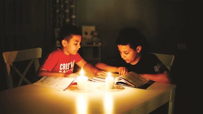 انقطاع الكهرباء.. يصعق المصريين