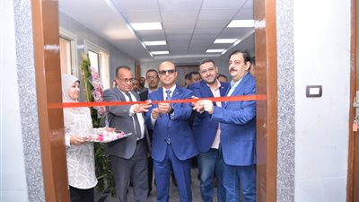 رئيس جامعة أسيوط يفتتح استراحة دار الإقامة المتميز بالمستشفيات 