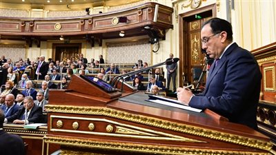 الحكومة تتعهد لمجلس النواب بتقليل انقطاع الكهرباء من أول يوليو