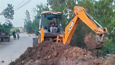 تطهير شبكات وخطوط الصرف الصحى بالزقازيق 