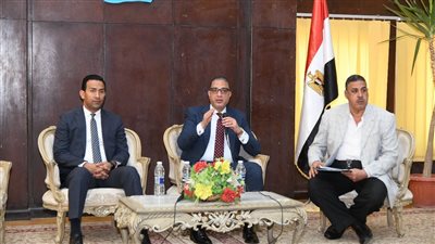 11 ألف طلباً للحصول على شهادة بيانات عقار للتصالح فى الفيوم 