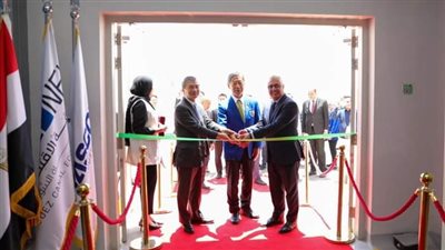 رئيس اقتصادية قناة السويس يشهد افتتاح مصنع 