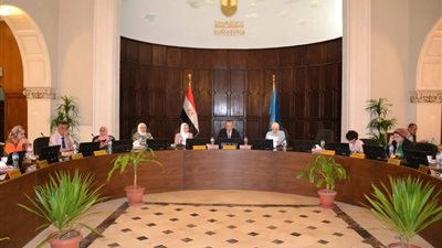  اتفاقية تعاون بين جامعة الإسكندرية وجامعة إيست لندن