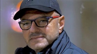 عبر صفحته الشخصية.. طلعت يوسف يطالب بعلاج الكابتن 