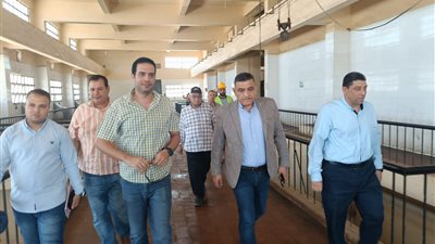 مسؤول هيئة المجتمعات العمرانية يتفقد منظومة مياه الشرب بالشروق