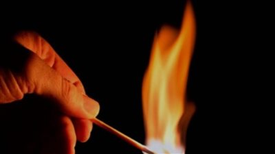 سيدة تشعل النيران في نفسها بشارع البحر الأعظم بالجيزة