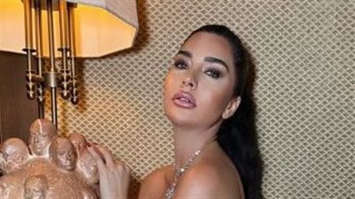 شاهد.. لاميتا فرنجية تسئ للحجاب  