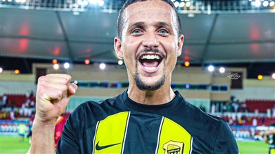 الأخدود يقترب من ضم لويس فيليبي لاعب الاتحاد