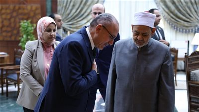 الإمام الأكبر: المنهج الأزهري صمام الأمان والسلام لكل دول العالم العربي والإسلامي