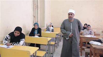  «الأدب والنصوص» مسك الختام لطلاب القسم الأدبي بـ «أزهر الشرقية»