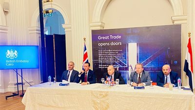 الإسكان تبحث مع شركات بريطانية سبل الاستثمار في المدن الجديدة (صور)