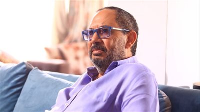 تعرض الفنان كمال أبو رية لحادث بسيط وتصالحه مع قائد السيارة  