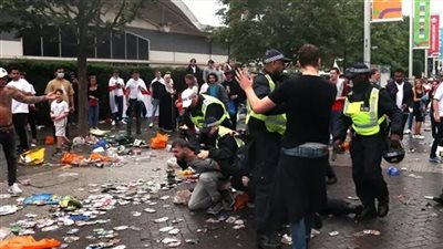 عنف وشغب واقتحام للملاعب نقاط سوداء في ثوب أمم أوروبا الأبيض