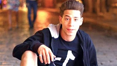 صداقة بلون الدم