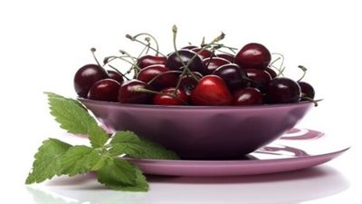 ميزات الكرز الأحمر عن الأصفر