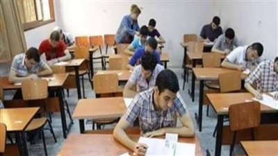 بكاء وعويل طلاب الثانوية العامة لصعوبة امتحان الفيزياء بالغربية 
