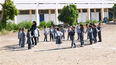 للمرة الثالثة.. رفع كثافة الفصول بمدراس قنا لرياض الأطفال 