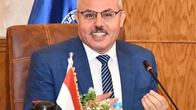 مجلس جامعة قناة السويس يعرض ملف إنجازات جامعة الإسماعيلية الجديدة الأهلية