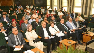 محافظ الغربية يترأس اجتماع المجلس التنفيذي