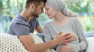 كارثة.. سمنة الأمهات الحوامل أثناء الحمل تهدد بموت الرضيع بعد الولادة 