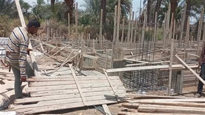 إيقاف أعمال بناء على أرض زراعية بقرية فاو قبلى بدشنا