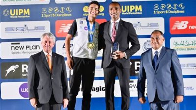 ياسر حفني أفضل مدرب في بطولة العالم للخماسي الحديث للناشئين