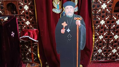 مطرانية نجع حمادي تُحي الذكري الـ20 لرحيل شيخ قساوسة فرشوط 