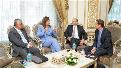 نشاط مكثف لوزيرة التخطيط خلال فعاليات مؤتمر الاستثمار بين مصر والاتحاد الأوروبي