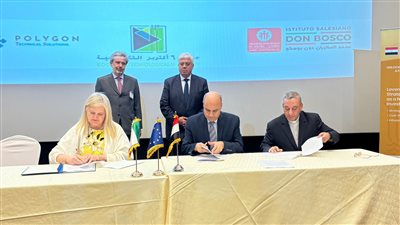 برامج دراسية حديثة تناسب سوق العمل في الجامعات التكنولوجية 