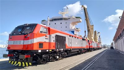 السكك الحديدية في 10 سنوات.. تطوير الوحدات المتحركة وتنمية العنصر البشري