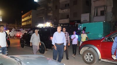  تحرير 25 مخالفة لمواعيد غلق المحلات التجارية في جولة لمحافظ القليوبية 