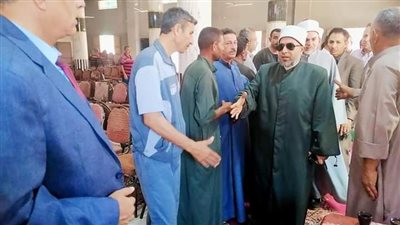 أزهر الشرقية يقدم واجب العزاء لأسرة مساعد لجنة فتيات مشتول السوق 