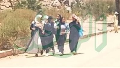 طلاب الثانوية بأسوان: امتحان الانجليزي