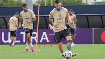 ميسي يعود لتدريبات الأرجنتين استعدادا لمواجهة الإكوادور في كوبا أمريكا