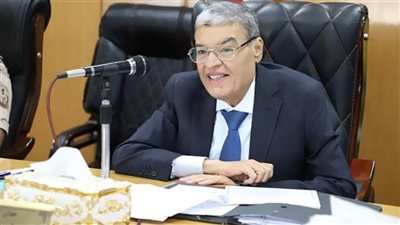 محافظ المنيا يوجه بسرعة الإنتهاء من أعمال الصرف الصحي بسمالوط