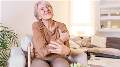 هام لمرضى الروماتويد.. مكملات غذائية تخفف آلامه ونصائح مهمة للتعايش مع المرض