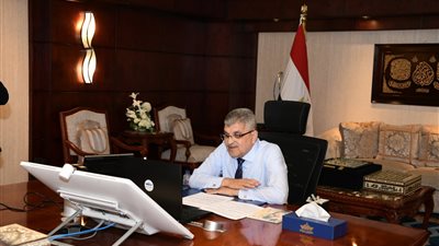 الفريق أسامة ربيع: مستمرون في التواصل مع المنظمات البحرية لبحث سياسات الإبحار