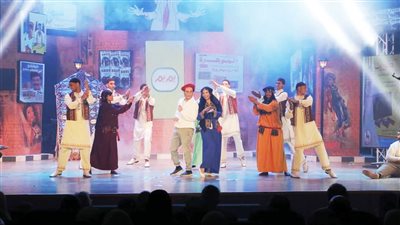 محمود العزازى: حبى للزعيم وراء تقليدى له وعرض نوستالجيا 90/80 أعاد للمسرح جمهوره