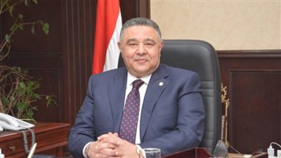 تطوير المطارات.. أبرز المشروعات في عهد اللواء عمر حنفي محافظ البحر الأحمر