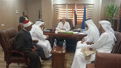 مستشفيات جامعة أسوان تستقبل الشيخ سلطان القاسمي لإنطلاق فاعليات قافلة طبية مجانية لمرضي العيون