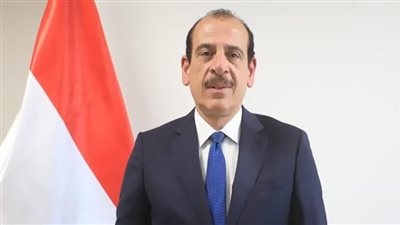 قنديل.. صاحب دور رئيسي في وضع الخطط الاستراتيجية الصحية