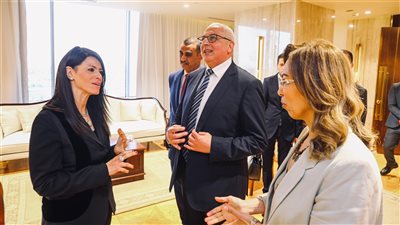 المشاط تلتقى قيادات 
