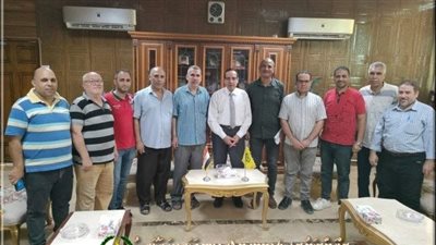 مشايخ القبائل والعواقل والنواب والموظفين يودعون محافظ شمال سيناء