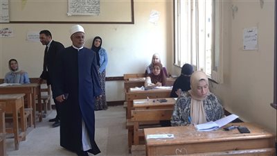 بدء امتحانات مادة التوحيد لطلاب الثانوية الأزهرية بالإسكندرية 