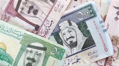 سعر الريال السعودي بمنتصف تعاملات اليوم الخميس في البنوك