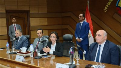 محافظ البحيرة: ترتيب الأولويات بما يتوافق مع احتياجات المواطنين
