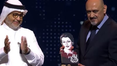 ليلة وردة| تكريم خاص للراحلة بحضور نادر لـ نجلها رياض قصبي 