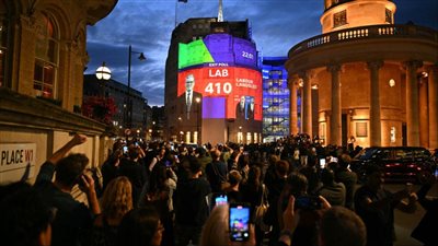 رويترز.. فوز ساحق لحزب العمال البريطاني في الانتخابات البرلمانية 