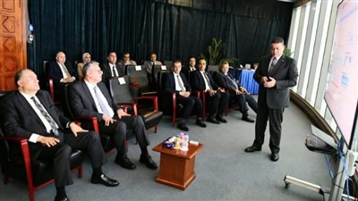 بدوي يتابع انتظام ضخ الغاز لشبكة الكهرباء ويكشف موعد انتهاء تخفيف الأحمال 