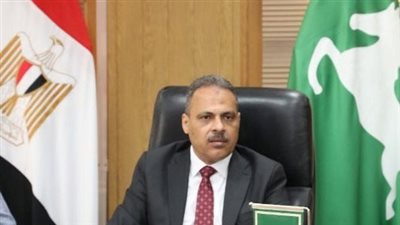 محافظ الشرقية يشرف على أعمال إصلاح خط مياه الشرب الرئيسي بحي الزهور